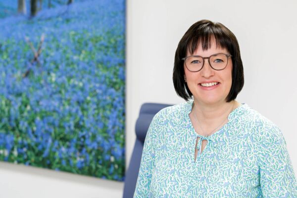 Dr. med. Astrid Charles 